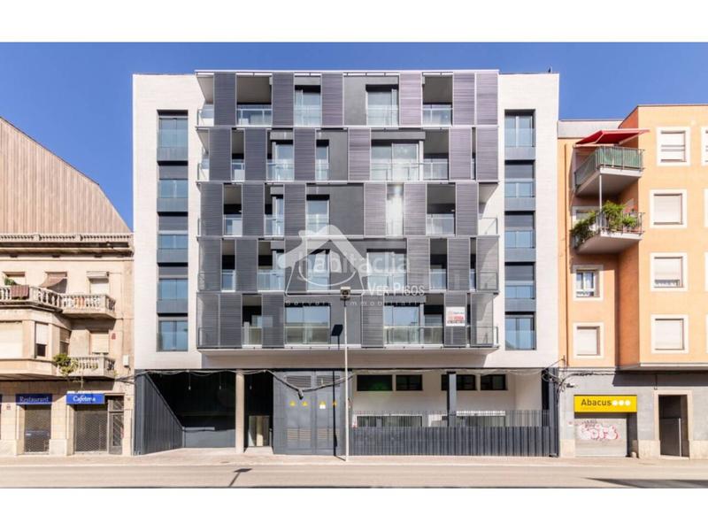 Foto 631f0419-d06a-437d-ae93-11384136f3a6. Ático atico en venta en centre en Eixample Nord Girona