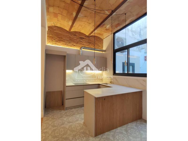 Foto 11aaa3f1-e712-4225-a78e-d3092b4fc03f. Piso Casagemes centre en Casagemes Badalona