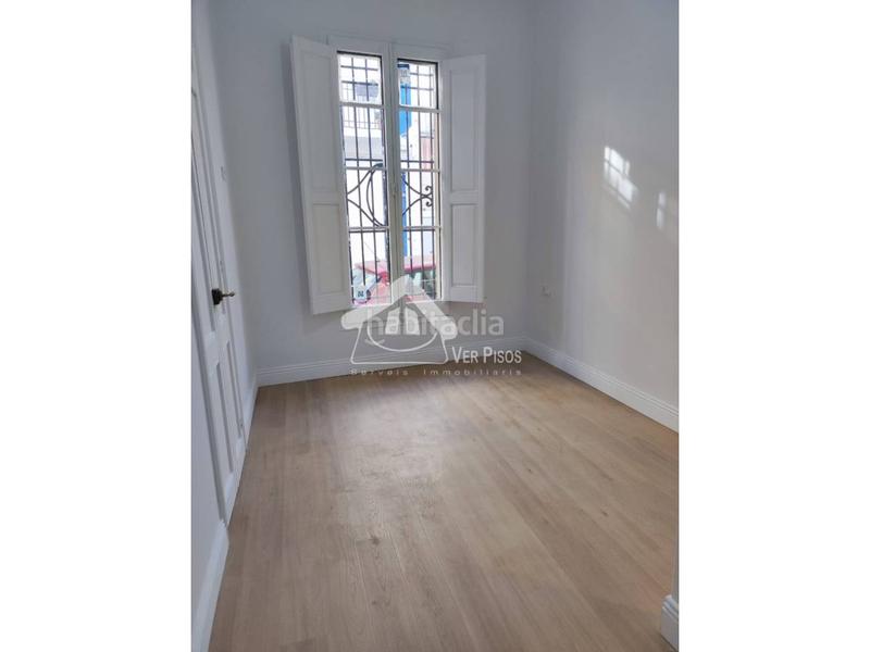 Foto 1c995555-86a7-4c85-ab94-a868cfca1dbe. Piso Casagemes centre en Casagemes Badalona