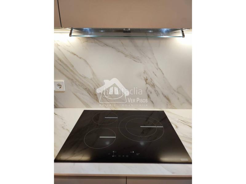 Foto 1f44e621-d4a4-4e11-89ea-663a936001d3. Piso Casagemes centre en Casagemes Badalona