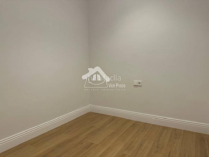 Foto 218e1a19-7750-4b7b-a3c2-d64e5ad624c0. Piso Casagemes centre en Casagemes Badalona