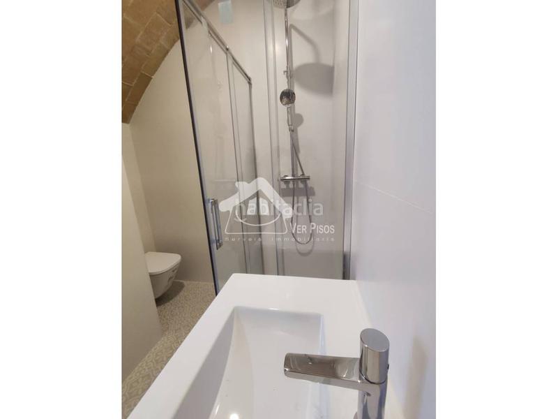 Foto 3473f41d-4540-48b6-967b-0d7c6e933718. Piso Casagemes centre en Casagemes Badalona