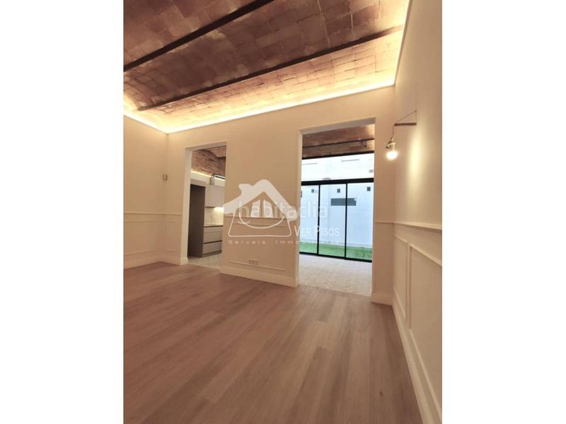 Foto 3711b4c4-683b-48a9-86c9-766189ff75ff. Piso Casagemes centre en Casagemes Badalona