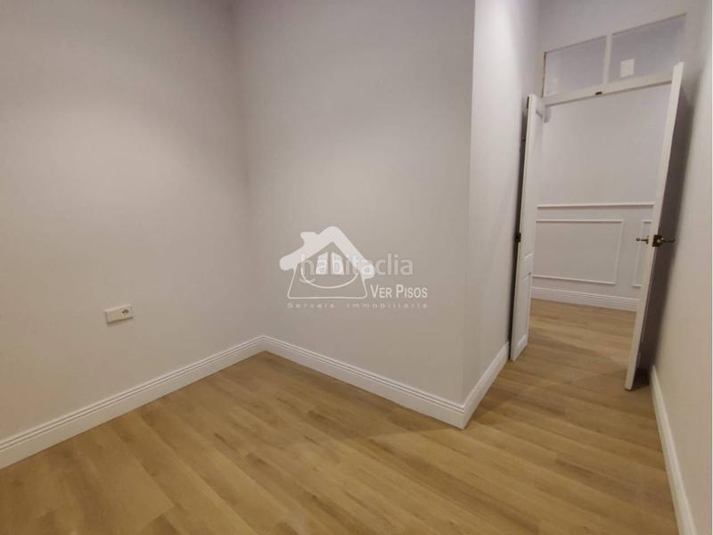 Foto 3a4894d2-35f9-4943-8e58-4c711c67fa43. Piso Casagemes centre en Casagemes Badalona