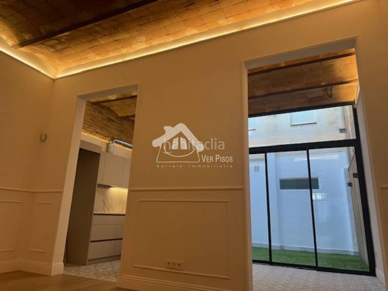 Foto 3cf928e3-670b-44f0-88ed-343e92c07d56. Piso Casagemes centre en Casagemes Badalona