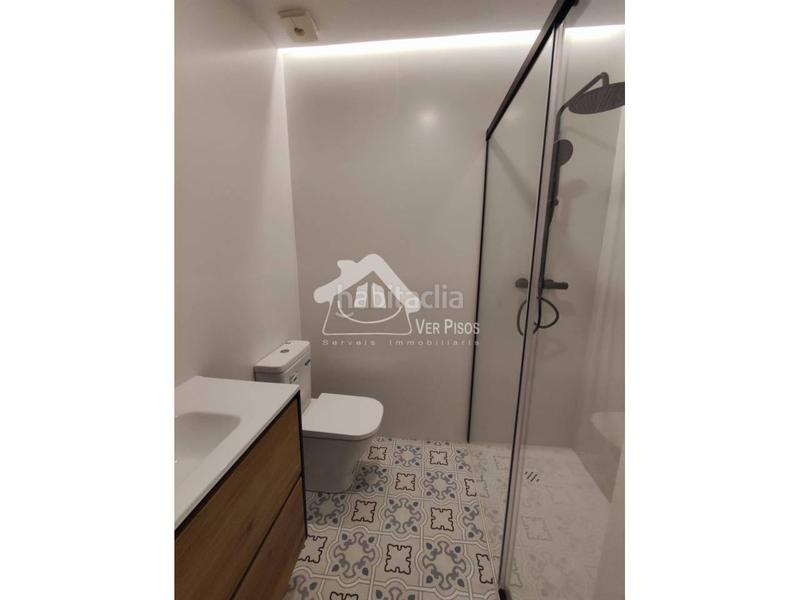 Foto 80eacb40-54ce-411f-9a3b-c50bfe05cc62. Piso Casagemes centre en Casagemes Badalona