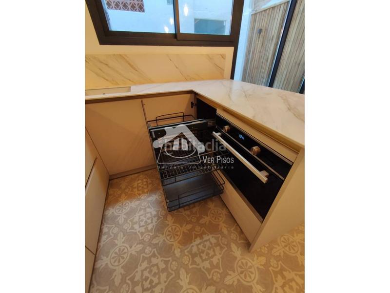 Foto 8814ee9f-0fff-45d8-8b1a-0782c4210e42. Piso Casagemes centre en Casagemes Badalona