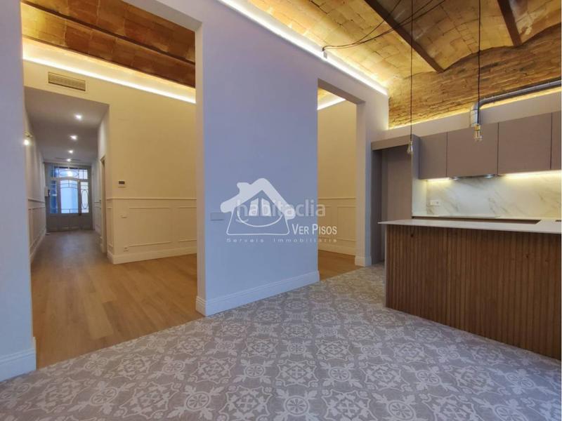 Foto 970d7f18-e586-405a-a08b-317a7944f46a. Piso Casagemes centre en Casagemes Badalona