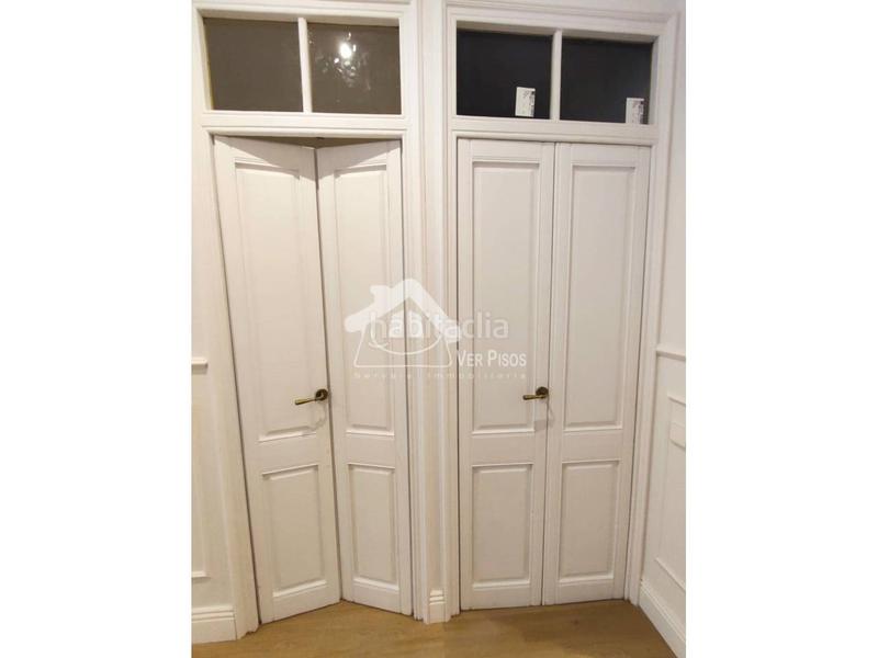 Foto bc544336-cf38-42e6-b79a-d84e89358782. Piso Casagemes centre en Casagemes Badalona