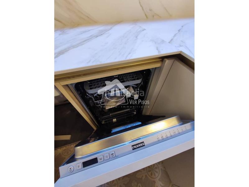 Foto f6501556-9bd1-4259-9277-857ff3ad1c5c. Piso Casagemes centre en Casagemes Badalona