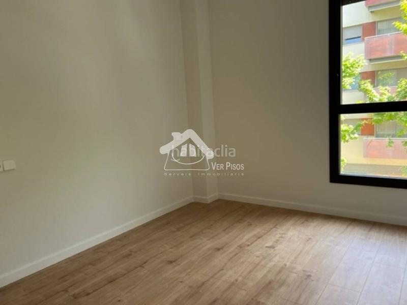 Foto 09bfa732-da9f-4a8b-9ba1-f0d395990897. Pis amb calefacció aparcament a Poblenou Barcelona