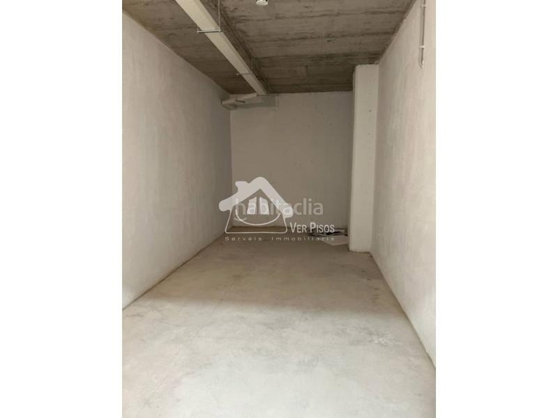 Foto 1646cc4c-387d-4891-a7c3-8ac18a4ef82b. Pis amb calefacció aparcament a Poblenou Barcelona