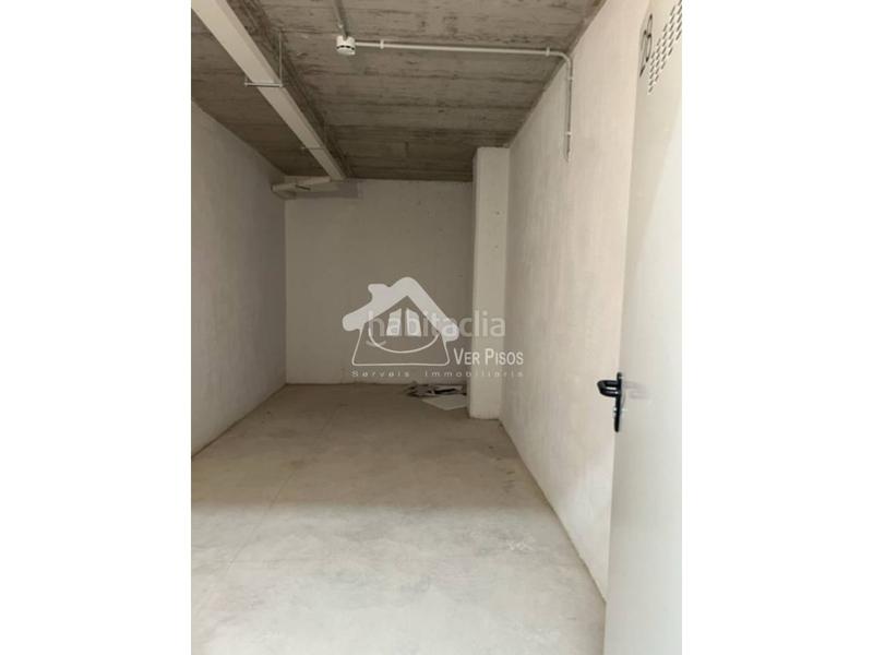 Foto 19d1504d-2389-4383-a486-b6581d6891e0. Pis amb calefacció aparcament a Poblenou Barcelona