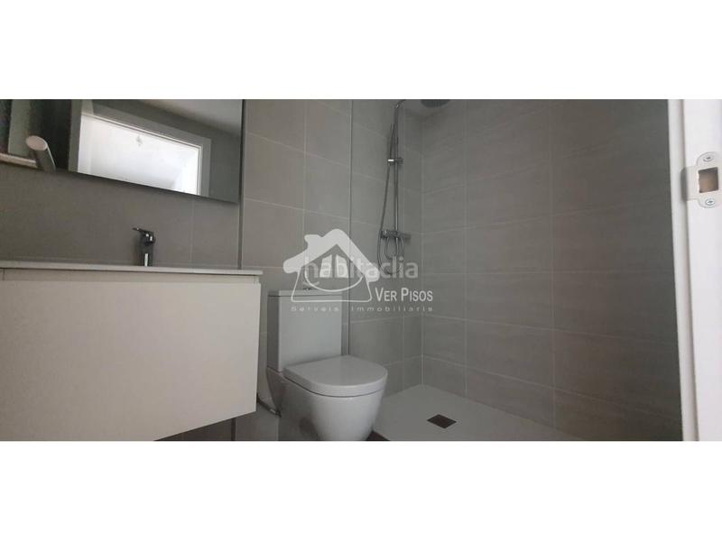 Foto ce6359cb-920e-4fd3-b121-8ce263ab8d80. Pis amb calefacció aparcament a Poblenou Barcelona