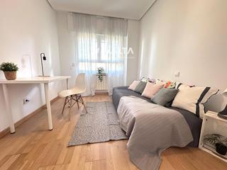 Flat  Murillo. Precioso bajo con jardín en somosaguas