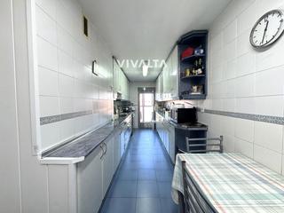 Pis  Rutilo. Piso exclusivo con balcón , 3 dormitorios  garaje y trastero en