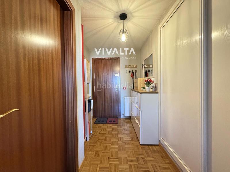 Foto 212c7da2-2f23-4a15-a937-f273266ea737. Etagenwohnung mit heizung parking in San Fermín Madrid