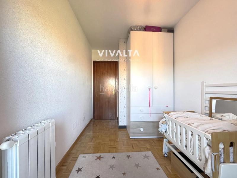 Foto 7317b4a4-9641-45ef-b65e-d59b2fc5e6a4. Etagenwohnung mit heizung parking in San Fermín Madrid