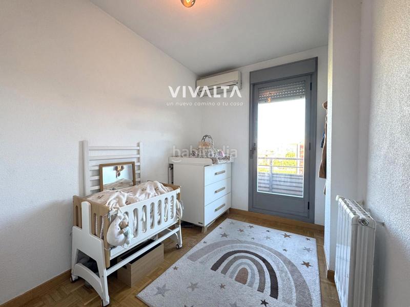 Foto 84f5a8d1-a9d3-41e0-b13d-30a20b657a3a. Etagenwohnung mit heizung parking in San Fermín Madrid