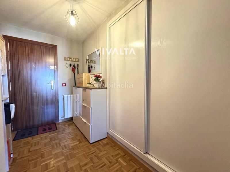 Foto ba0269e1-25cc-4820-a130-00d1f7253fd5. Etagenwohnung mit heizung parking in San Fermín Madrid