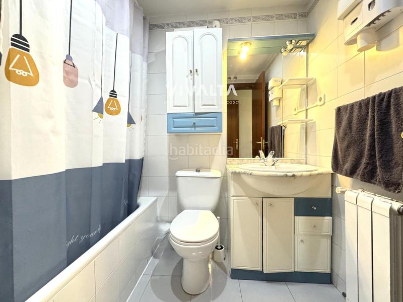 Foto c8ca21eb-bed4-46f4-8694-dc4b2c6bbf1f. Etagenwohnung mit heizung parking in San Fermín Madrid