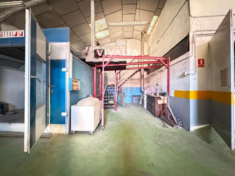 Foto 0b9990b1-61a1-44c8-b687-0d124bb69f1e. Nave industrial taller de chapa y pintura en Altos del Olivar-El Caracol Valdemoro