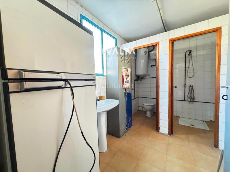 Foto 1b4e034f-c001-41d7-8949-af0789d1d28d. Nave industrial taller de chapa y pintura en Altos del Olivar-El Caracol Valdemoro