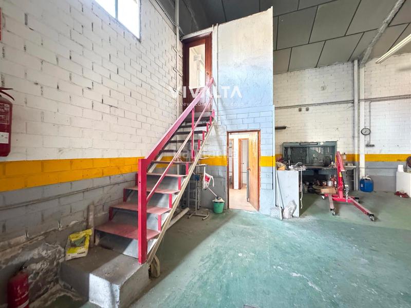 Foto d5bce5f5-815b-494d-bff0-c798fcf1bc66. Nave industrial taller de chapa y pintura en Altos del Olivar-El Caracol Valdemoro