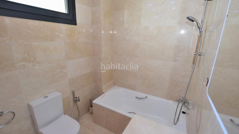 Foto c6a91500-596b-4254-8fb3-5654bfc0296e. Casa a carrer de les orquídies 16 a Cambrils port Cambrils