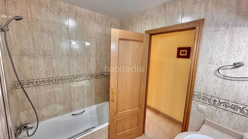 Foto 3f4d19ad-abdd-4a7d-975c-289ccfbb78ad. Casa adossada amb calefacció aparcament piscina a Cambrils