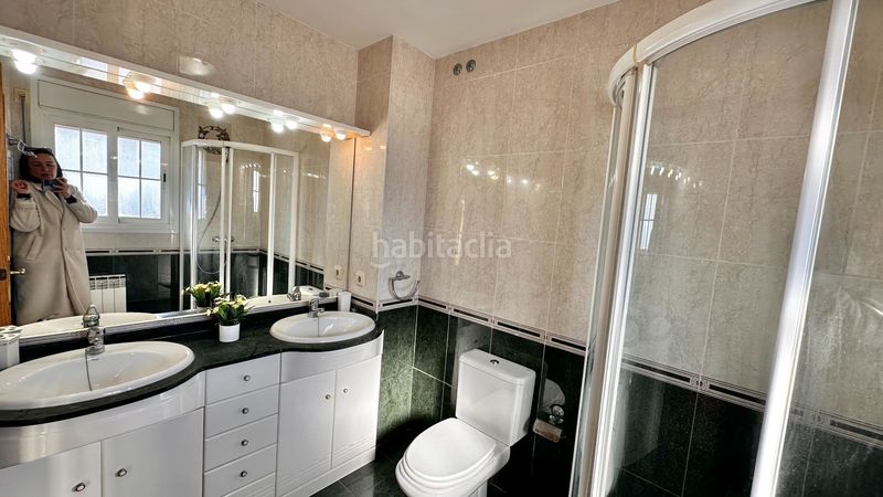Foto b2441bdf-9a67-475b-9e44-b3116591e66d. Casa adossada amb calefacció aparcament piscina a Cambrils