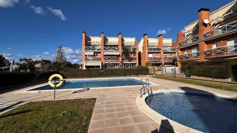 Foto be03c463-85eb-4102-b21e-71657cf7bb30. Casa adossada amb calefacció aparcament piscina a Cambrils