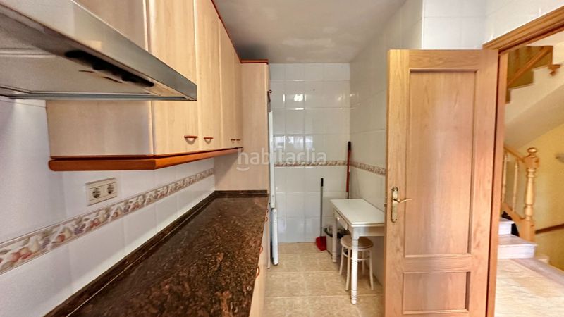 Foto ed95a68e-dfdd-4752-99dc-c56b5b95fdad. Casa adossada amb calefacció aparcament piscina a Cambrils