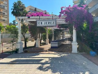 Apartament a Plaça Europa - Port Aventura. Apartamento en el complejo jerez, plaza europa  salou.