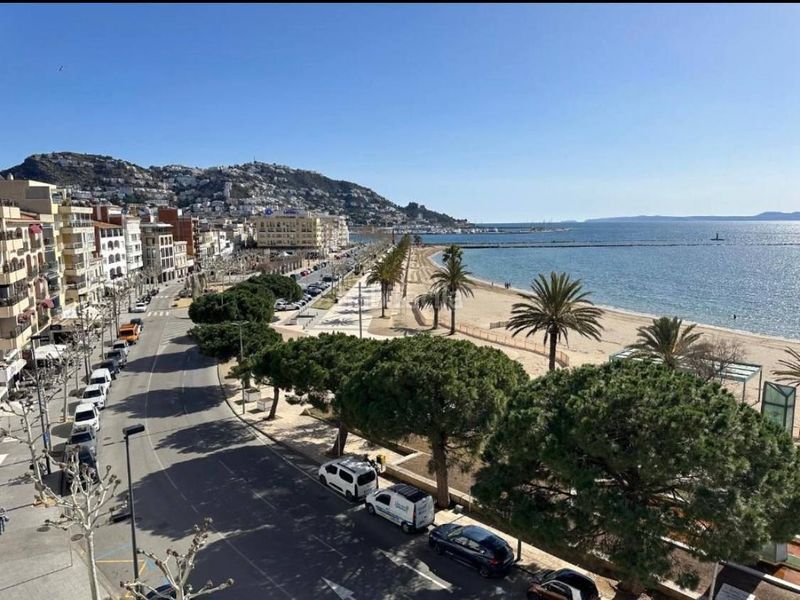 Foto a6b71fe0-f853-442d-aace-5f1b29ee6c4a. Apartament amb calefacció a Centre Roses