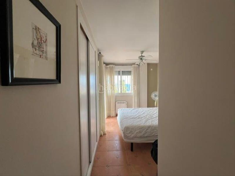 Foto ccdffa04-ea7e-46de-904c-586415c07146. Xalet a Pueblo Acantilado-Lanuza Campello (el)