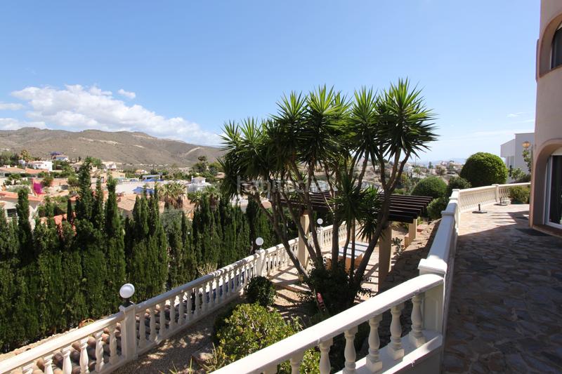 Foto e47af793-b97d-4d28-8f39-4363b2bb53ab. Xalet a Pueblo Acantilado-Lanuza Campello (el)