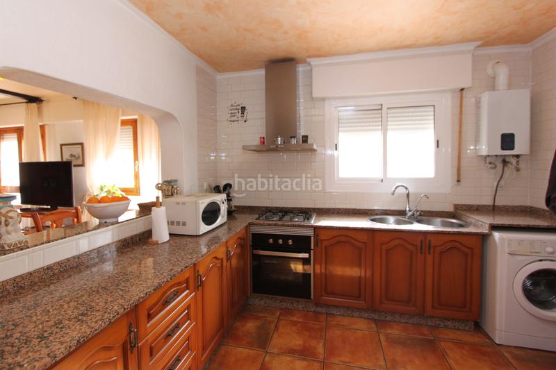 Foto b7365b25-439f-420e-bcef-c0e83b4f25a1. Xalet a Pueblo Acantilado-Lanuza Campello (el)