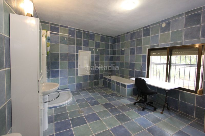 Foto b1c980b0-47e7-4892-849b-d4acc1fc836b. Xalet a Pueblo Acantilado-Lanuza Campello (el)