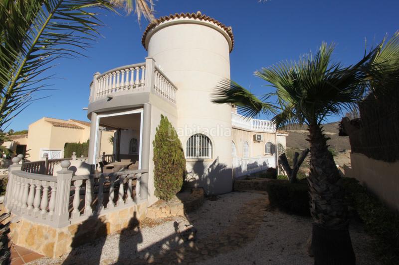 Foto 1e75b1b7-80d9-4f27-972a-afb503d9f8bb. Chalet en Pueblo Acantilado-Lanuza Campello (el)