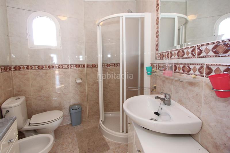 Foto 7669b14c-2d2e-4913-9d2f-2fb578a8082a. Chalet en Pueblo Acantilado-Lanuza Campello (el)