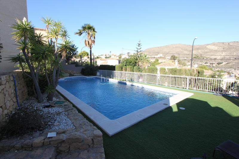 Foto 7f2fbcbf-6b14-4b91-a614-27c62688d0a6. Chalet en Pueblo Acantilado-Lanuza Campello (el)