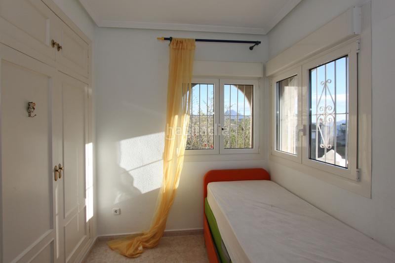 Foto fc9318a6-f11d-498e-8ddb-eac2753609ea. Chalet en Pueblo Acantilado-Lanuza Campello (el)