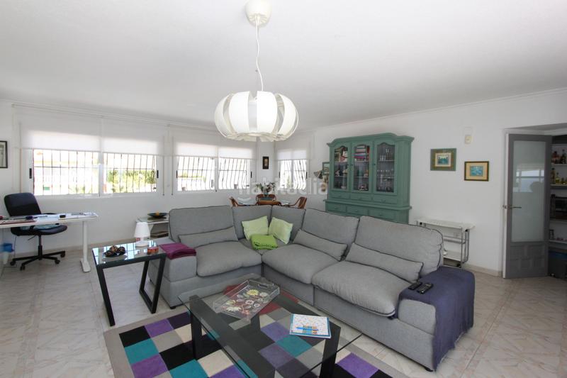 Foto 9b3f9aeb-0b8f-41d8-b693-e9fffd00c2ee. Chalet in Pueblo Acantilado-Lanuza Campello (el)