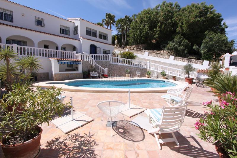 Foto a353a41e-9489-4982-b558-3cefab077049. Chalet in Pueblo Acantilado-Lanuza Campello (el)