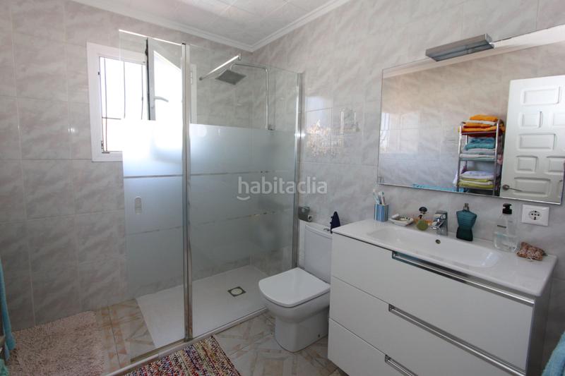 Foto aead1f05-3bf8-4909-9eaa-40da0156c44d. Chalet in Pueblo Acantilado-Lanuza Campello (el)