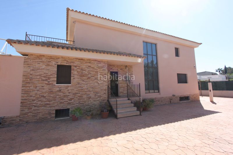 Foto 4f3a9323-da3a-4d53-aa80-2f6125be1a29. Xalet a Pueblo Español-Coveta Fumá Campello (el)