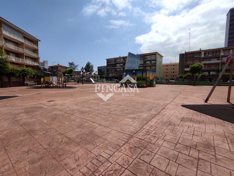 Foto be5eea4a-78f5-42dd-8304-3cb20b168956. Alquiler piso apartamento de 1 habitacion en alquiler en zona hospital en Laredo