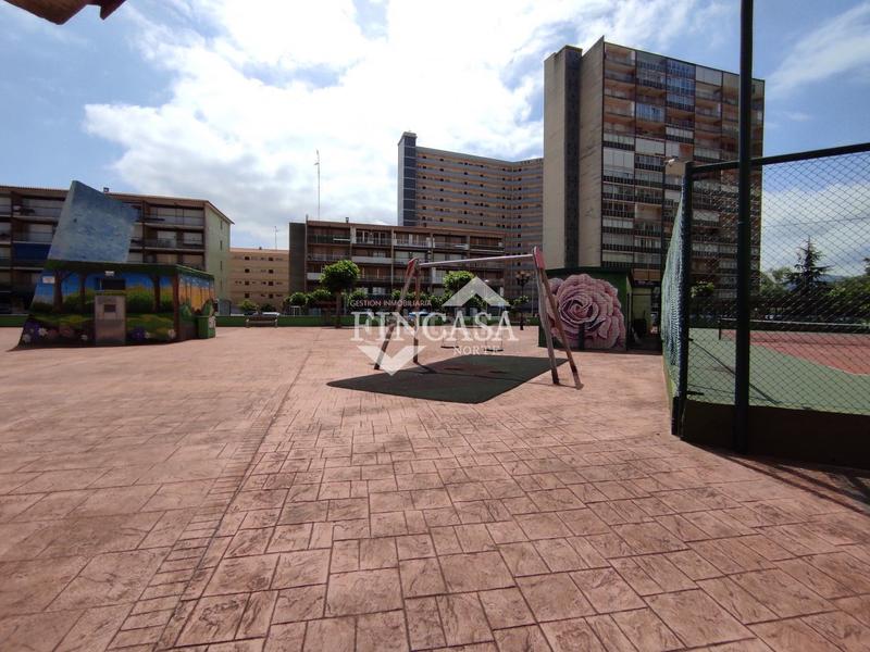 Foto 9d13deba-cabc-49fd-991b-316769951d84. Miete etagenwohnung mit heizung parking in Zona Playa Laredo