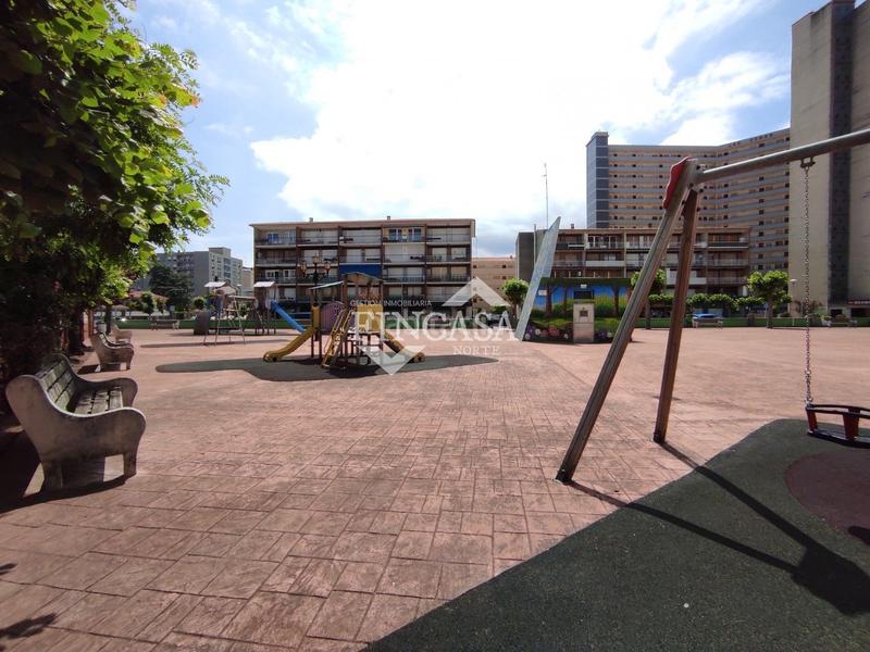 Foto d9d59e41-b6b6-454c-8934-191d7fe8fbc3. Miete etagenwohnung mit heizung parking in Zona Playa Laredo